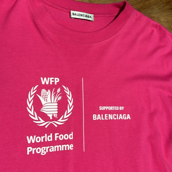 Authentic Balenciaga x World Food Programme Tee - Picture 2 of 7